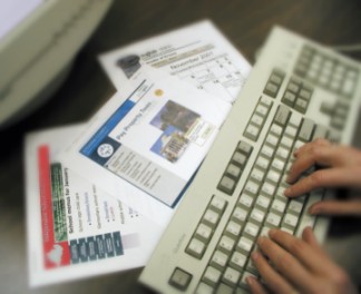 Image of a computer keyboard.